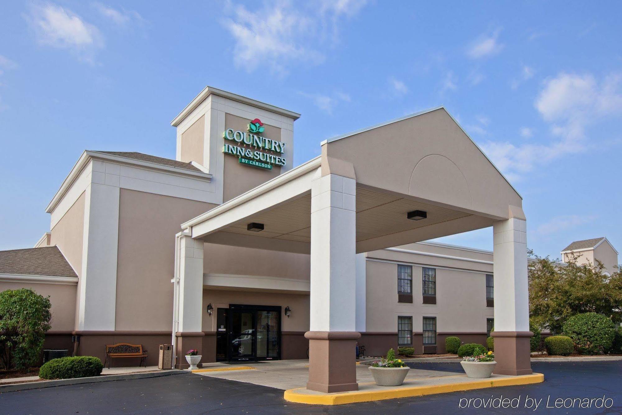 Country Inn & Suites By Radisson, Greenfield, In Exterior photo